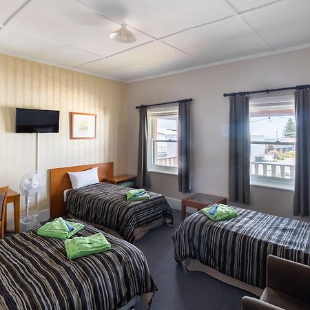 The Victoria Hotel Port MacDonnell Exterior foto